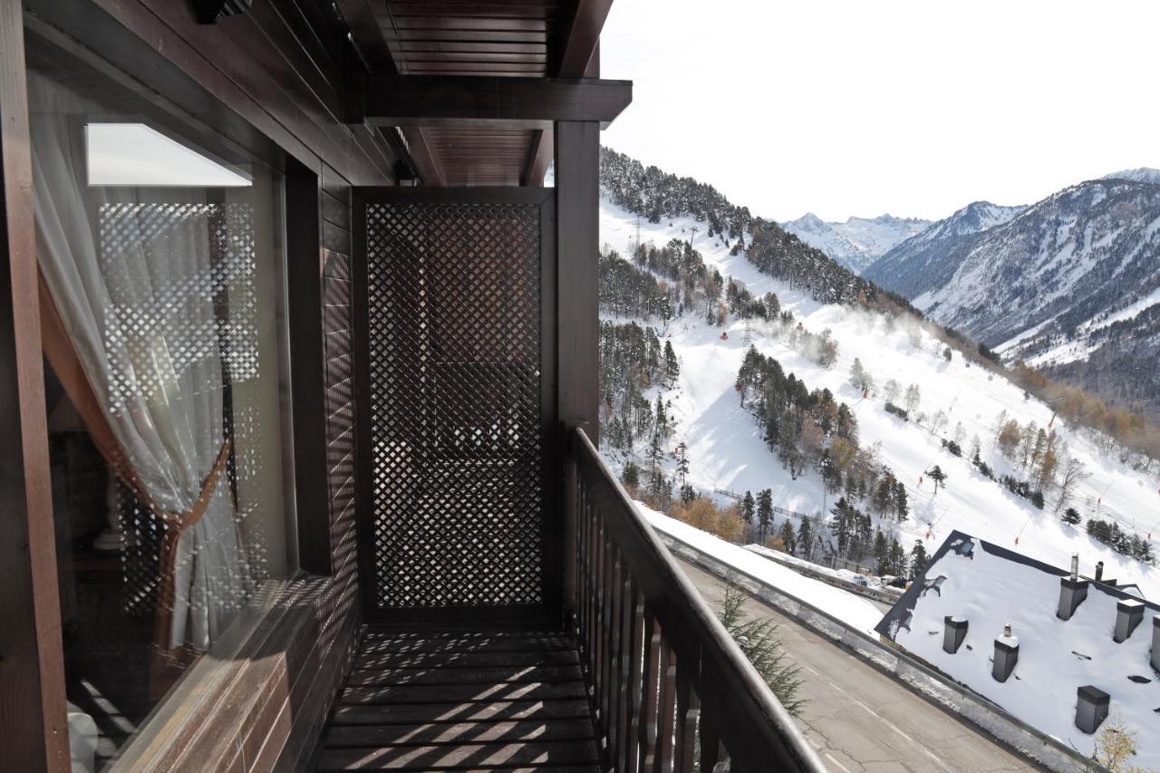 Apartarent La Pleta Y Nin Cota 1700 Baqueira Beret Luaran gambar